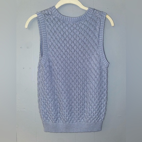 Brandy Melville sweatervest - Picture 2 of 6